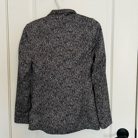Women’s black and white blazer - Picture 2 of 2
